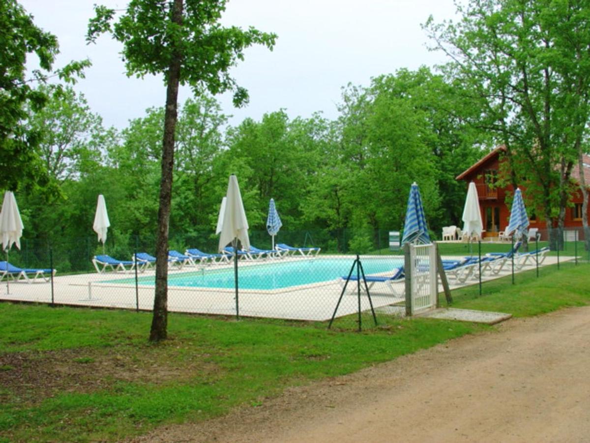 Maison De 2 Chambres Avec Vue Sur Le Lac Piscine Partagee Et Jardin Amenage A Lachapelle Auzac Kültér fotó